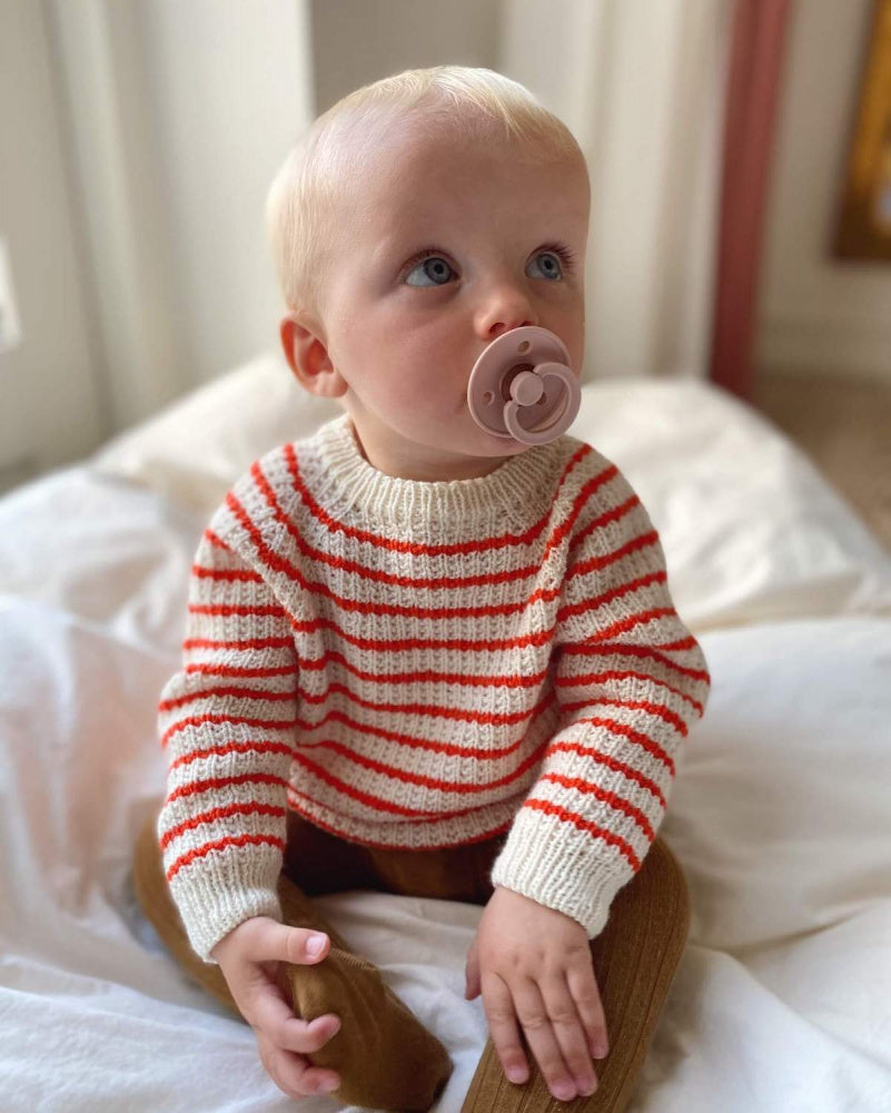 Friday Sweater Baby - Papir - PetiteKnit - Garntopia