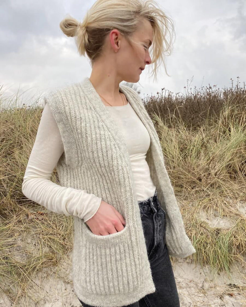 November Vest - Papir - PetiteKnit - Garntopia
