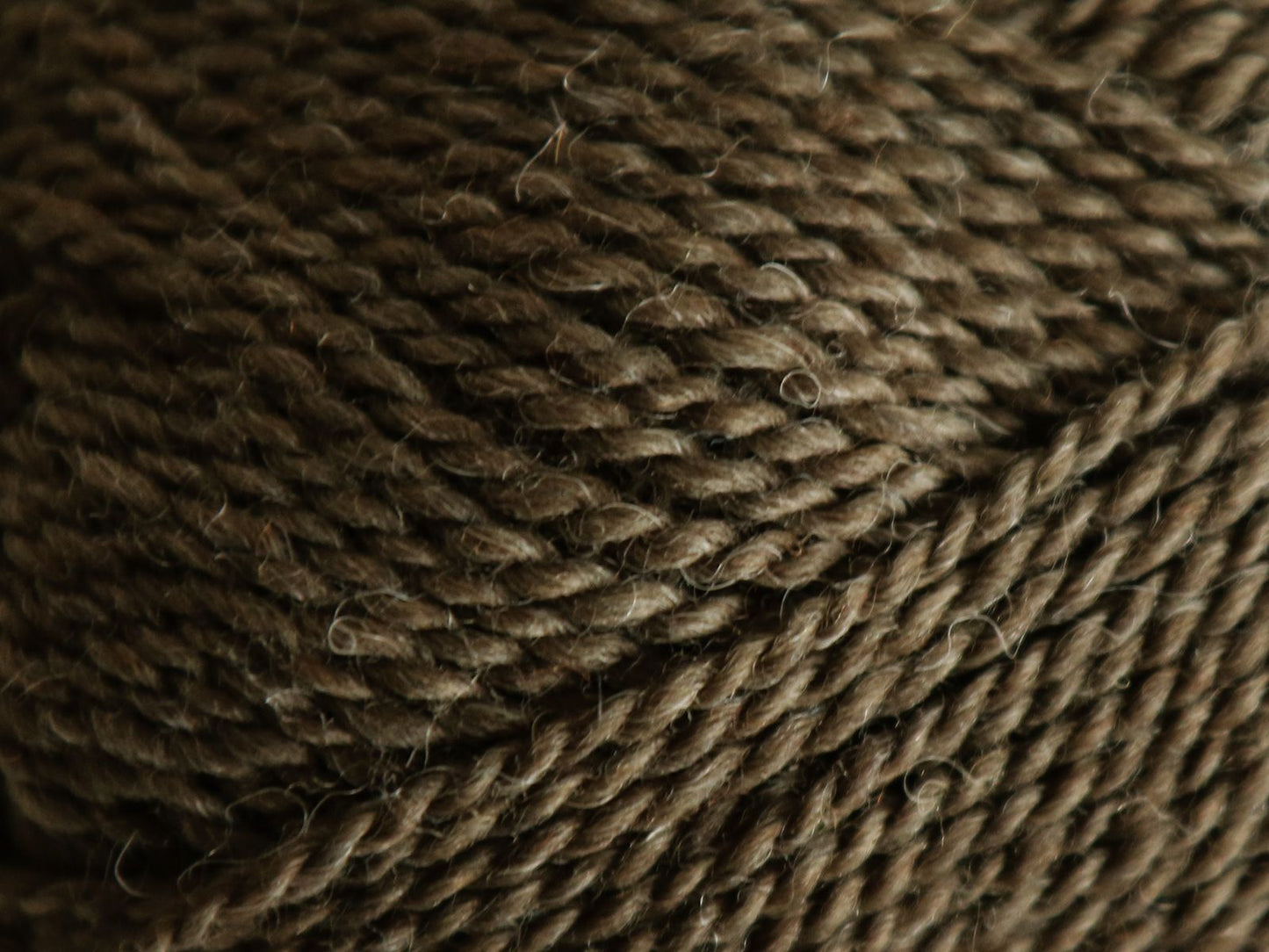 386 Olive Noir - Mashdale - Filcolana - Garntopia