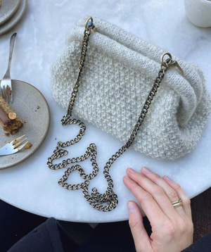 Winter Clutch - garnpakke - Grå - PetiteKnit - Garntopia