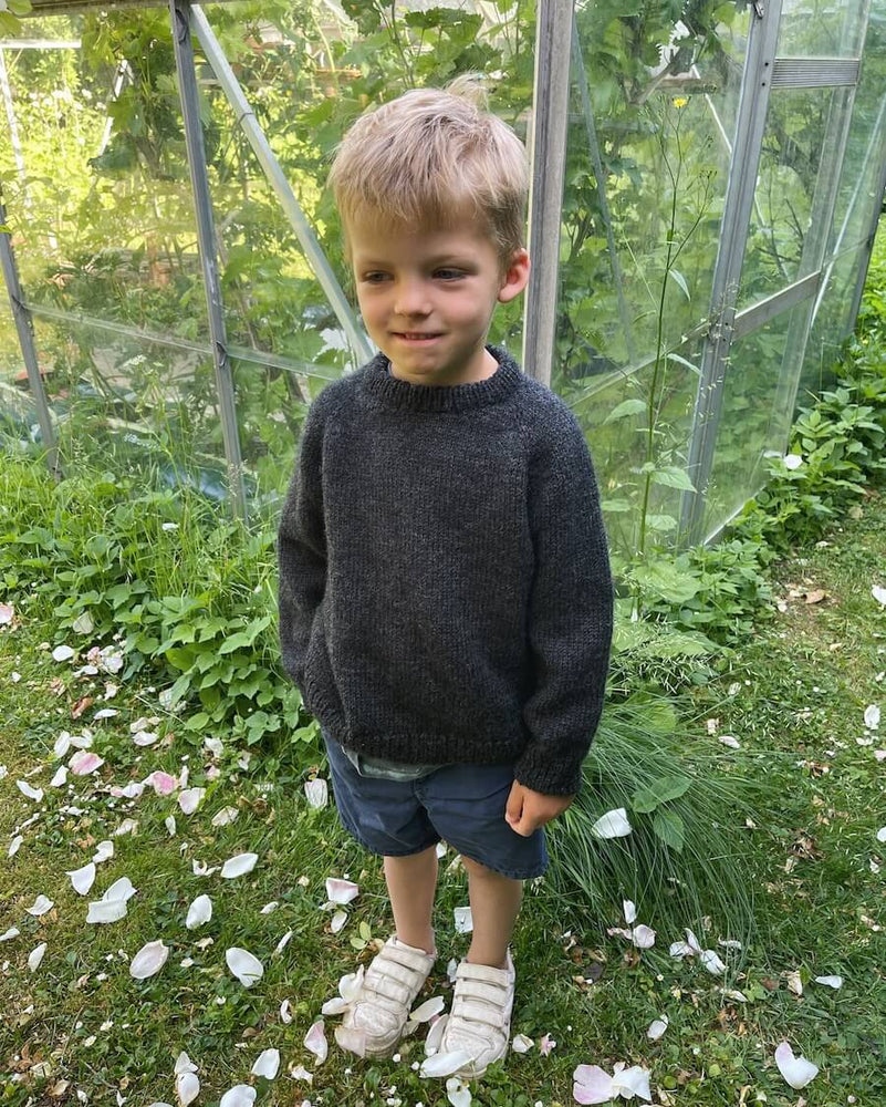 Hanstholm Sweater Junior - Papir - PetiteKnit - Garntopia