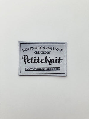 "New Knits On The Block"-label - PetiteKnit - Garntopia