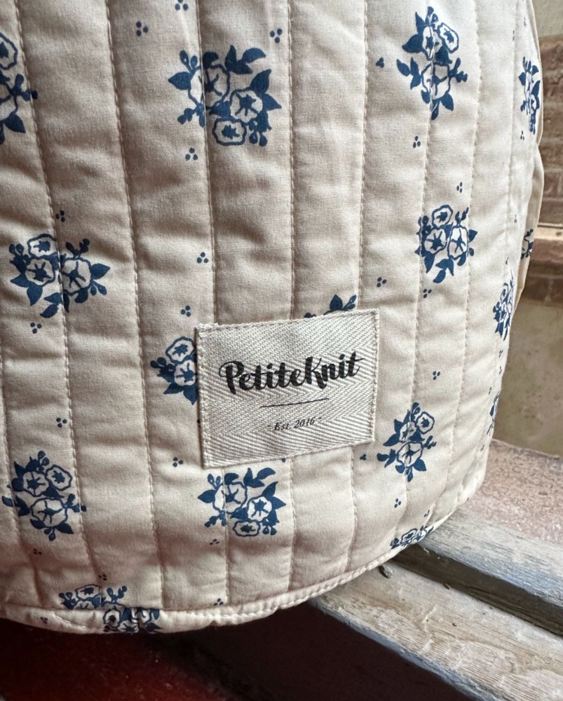 GET YOUR KNIT TOGETHER BAG GRAND - MIDNIGHT BLUE FLOWER - PetiteKnit - Garntopia