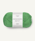 8236 Jelly Bean Green - Mandarin Petit - Sandnes garn - Garntopia