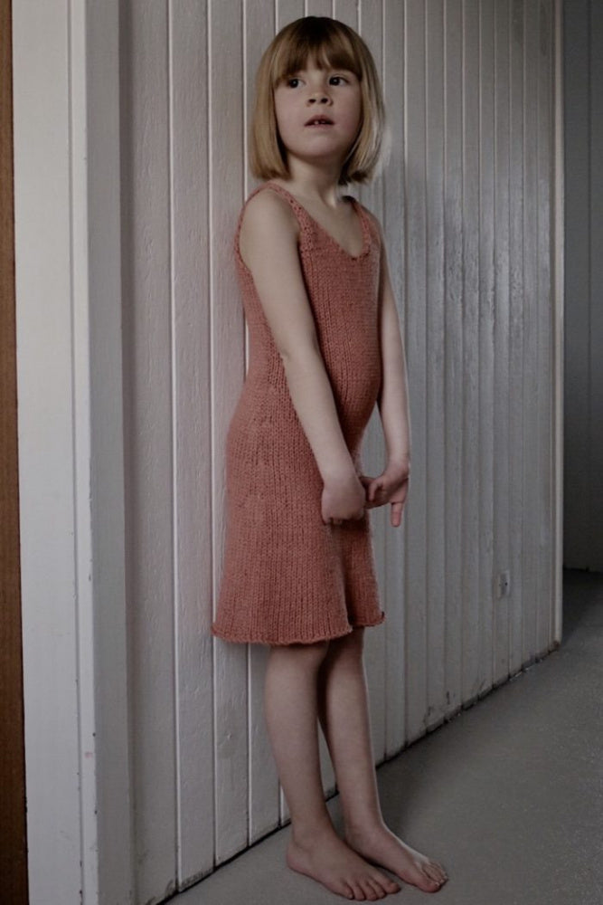 Nordisk sommerkjole barn - Papir - Witre Design - Garntopia